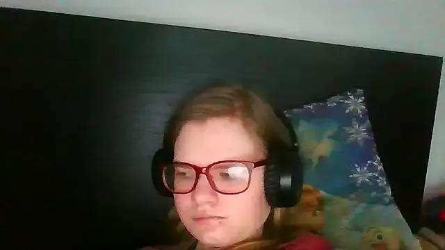 Moonolighta from StripChat is Freechat