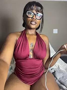 Moonzy77 from StripChat is Freechat