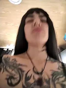 Unleash your urge for fetish cams livestreamers with our pick of steaming hot models, versed in the art of seduction and indulgence.