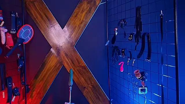 Unleash your urge for fetish cams livestreamers with our pick of steaming hot models, versed in the art of seduction and indulgence.