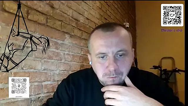 MrWhitePL from StripChat is Freechat