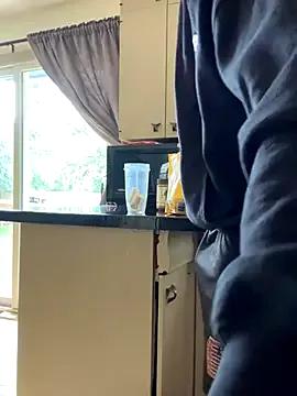 Photos of mrwop1321 from StripChat is Freechat