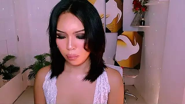 MS_LUNA from StripChat is Freechat