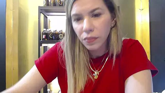 Unleash your urge for fetish cams livestreamers with our pick of steaming hot models, versed in the art of seduction and indulgence.