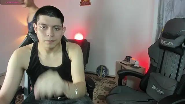 Unleash your urge for fetish cams livestreamers with our pick of steaming hot models, versed in the art of seduction and indulgence.