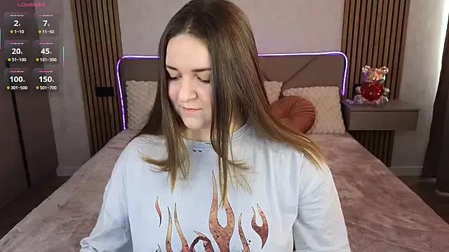 Unleash your urge for fetish cams livestreamers with our pick of steaming hot models, versed in the art of seduction and indulgence.