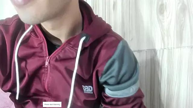 n4ughty_friends from StripChat is Freechat