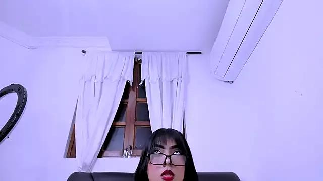 nahomy_ryans from StripChat is Freechat