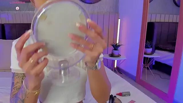 NaishaFord_1 from StripChat is Freechat