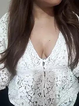 Namrata-Star from StripChat is Freechat
