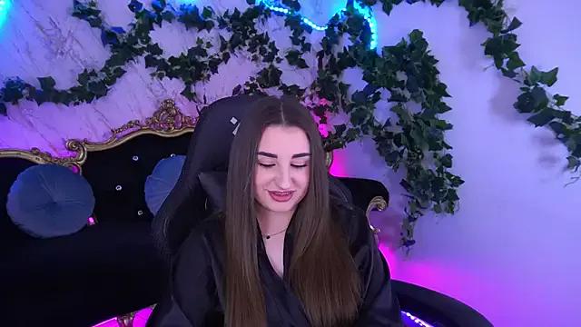 Unleash your urge for fetish cams livestreamers with our pick of steaming hot models, versed in the art of seduction and indulgence.