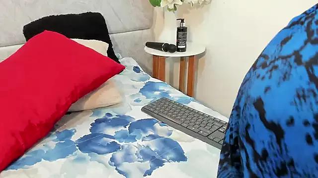 Unleash your urge for fetish cams livestreamers with our pick of steaming hot models, versed in the art of seduction and indulgence.