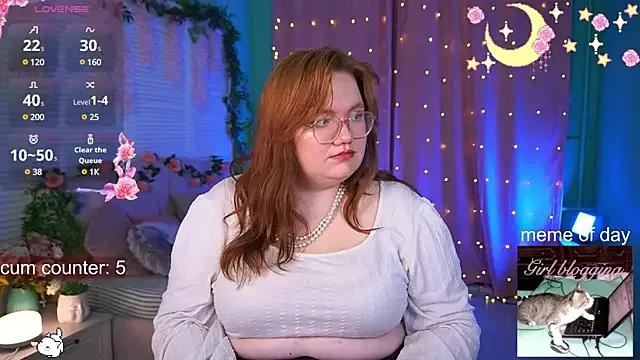 NaomiMayer from StripChat is Freechat
