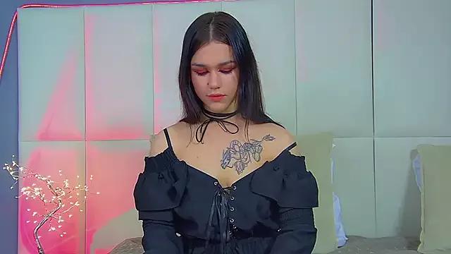 NaomiShannonn from StripChat is Freechat