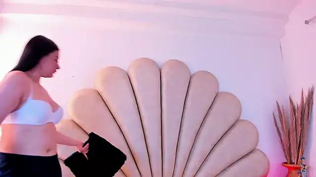 Natasha__Blue from StripChat is Freechat