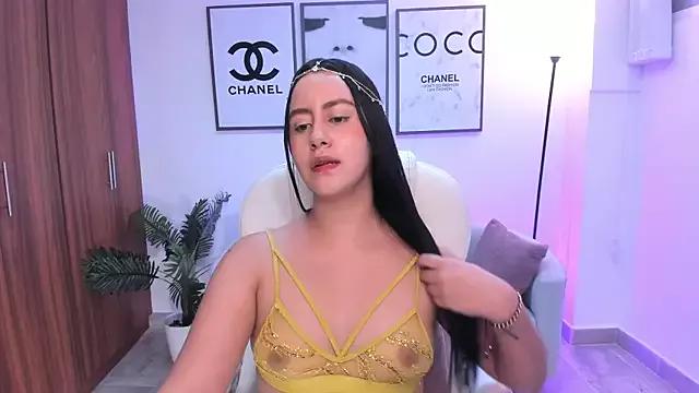 Unleash your urge for fetish cams livestreamers with our pick of steaming hot models, versed in the art of seduction and indulgence.