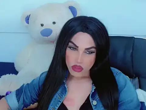 Unleash your urge for fetish cams livestreamers with our pick of steaming hot models, versed in the art of seduction and indulgence.