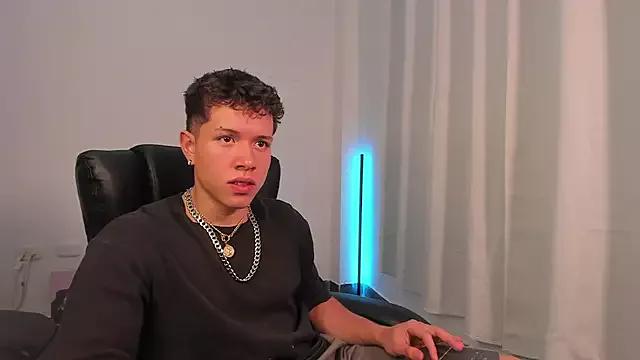 nathan_blake from StripChat is Freechat