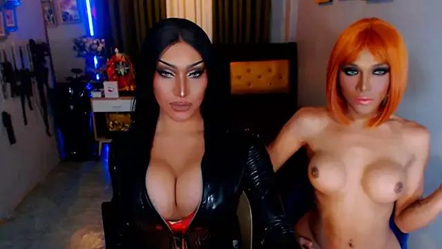 Unleash your urge for fetish cams livestreamers with our pick of steaming hot models, versed in the art of seduction and indulgence.