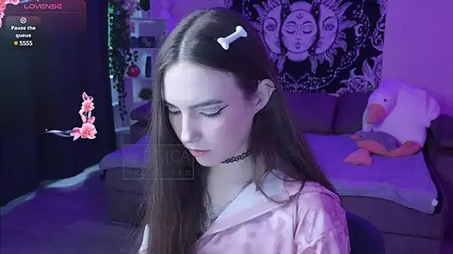 Unleash your urge for fetish cams livestreamers with our pick of steaming hot models, versed in the art of seduction and indulgence.