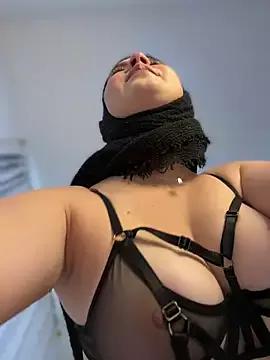 Unleash your urge for fetish cams livestreamers with our pick of steaming hot models, versed in the art of seduction and indulgence.