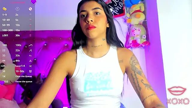Unleash your urge for fetish cams livestreamers with our pick of steaming hot models, versed in the art of seduction and indulgence.