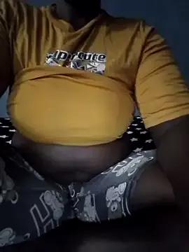 Naughty_smiley from StripChat is Freechat