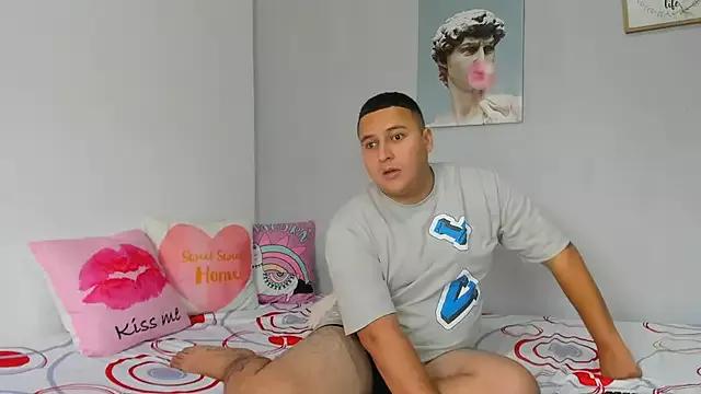 Unleash your urge for fetish cams livestreamers with our pick of steaming hot models, versed in the art of seduction and indulgence.