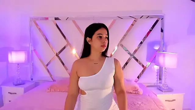 naughtysara20 from StripChat is Freechat