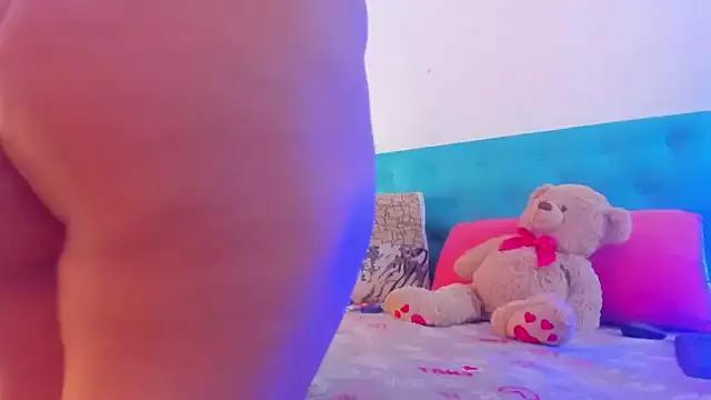 neferet_opal from StripChat is Freechat