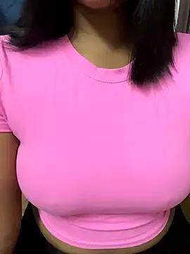 Nellybombass from StripChat is Freechat