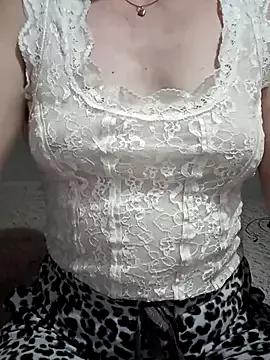 New-crystal from StripChat is Freechat