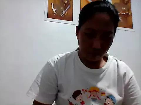 nhayasquirt from StripChat is Freechat