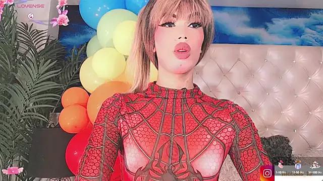 Unleash your urge for fetish cams livestreamers with our pick of steaming hot models, versed in the art of seduction and indulgence.