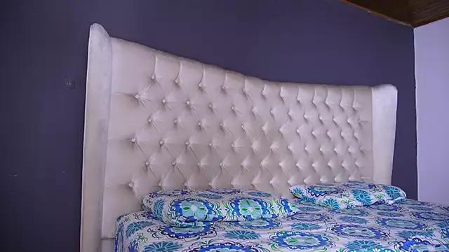 nichole_bree_ from StripChat is Freechat