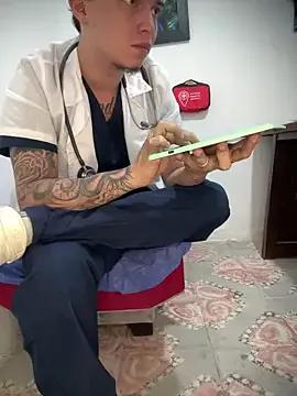 Nick_orion from StripChat is Freechat