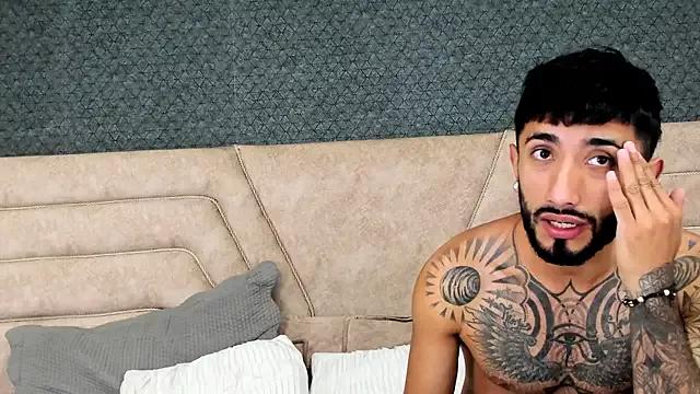 Unleash your urge for fetish cams livestreamers with our pick of steaming hot models, versed in the art of seduction and indulgence.