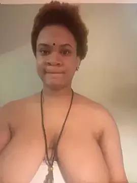 nickytheehawtie from StripChat is Freechat