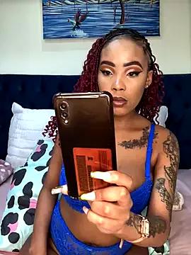 Nicole_Liam_ from StripChat is Freechat