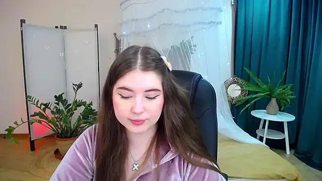 Unleash your urge for fetish cams livestreamers with our pick of steaming hot models, versed in the art of seduction and indulgence.