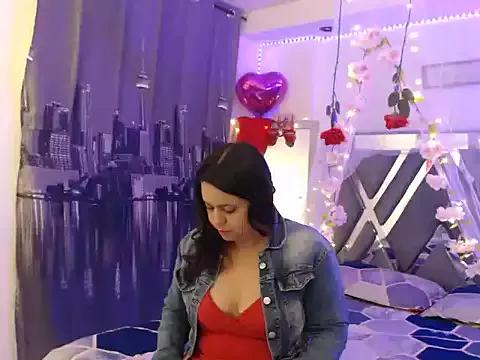 Unleash your urge for fetish cams livestreamers with our pick of steaming hot models, versed in the art of seduction and indulgence.