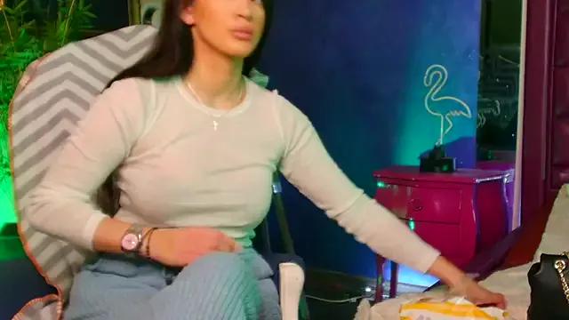 Unleash your urge for fetish cams livestreamers with our pick of steaming hot models, versed in the art of seduction and indulgence.