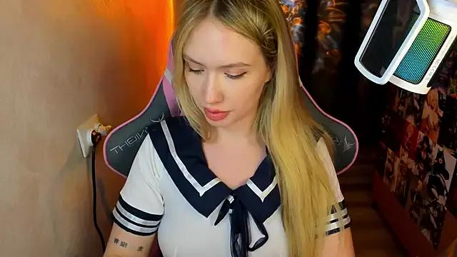 Unleash your urge for fetish cams livestreamers with our pick of steaming hot models, versed in the art of seduction and indulgence.