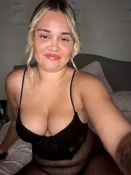 Photos of nicoletemptation from StripChat is Freechat