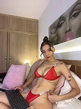 nicolleferragamo from StripChat is Freechat