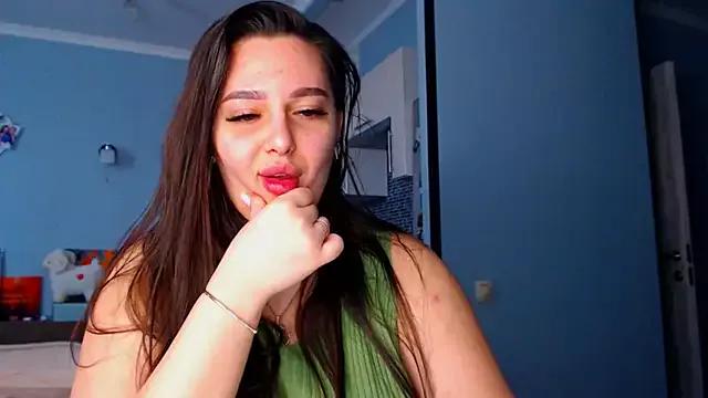 NikiWhite from StripChat is Freechat