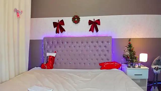 NikkiBustt from StripChat is Freechat