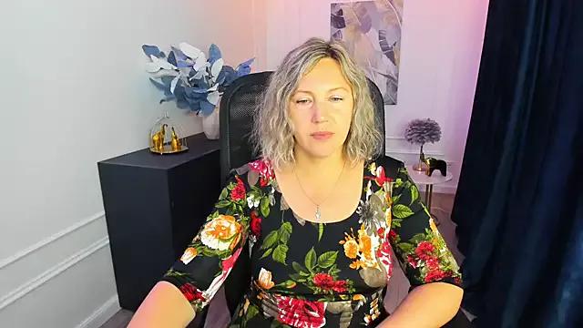 Unleash your urge for fetish cams livestreamers with our pick of steaming hot models, versed in the art of seduction and indulgence.