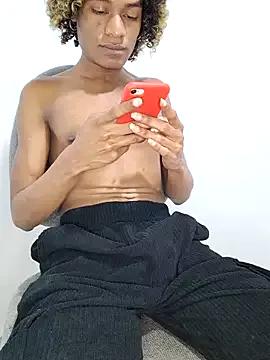 Noah_Miller7 from StripChat is Freechat
