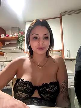 Noeliagglow from StripChat is Freechat
